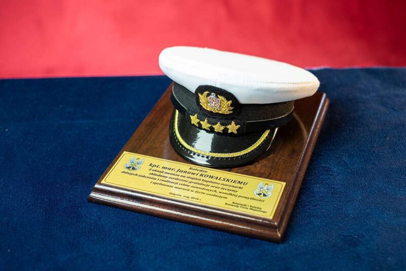 Gratulacje awansu - czapka Marynarki Wojennej