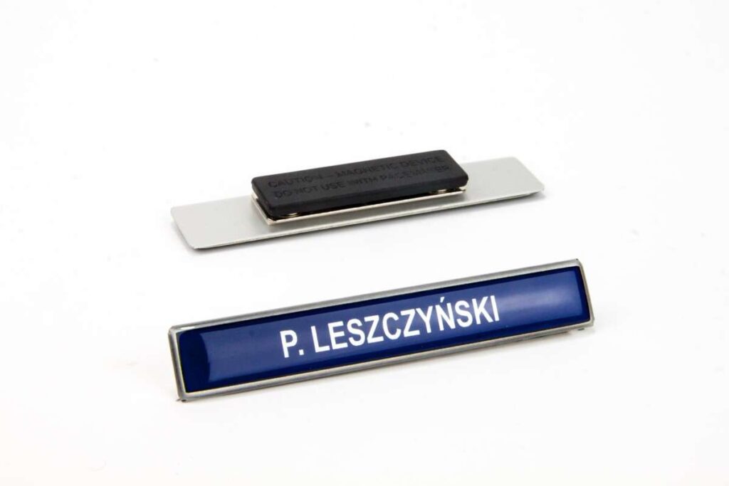 Policja identyfikatory